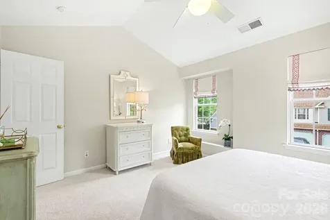 11184 Saintsbury Place Charlotte NC 28270