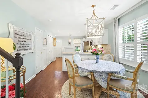 11184 Saintsbury Place Charlotte NC 28270