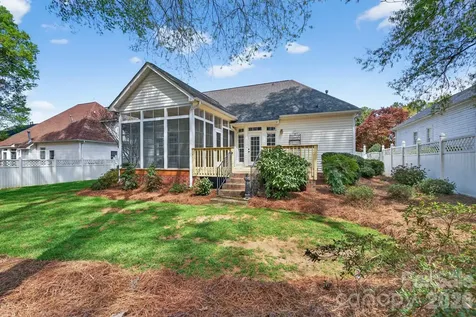 1499 The Crossing Rock Hill SC 29732