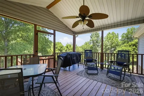 4015 Fairview Drive Maiden NC 28650