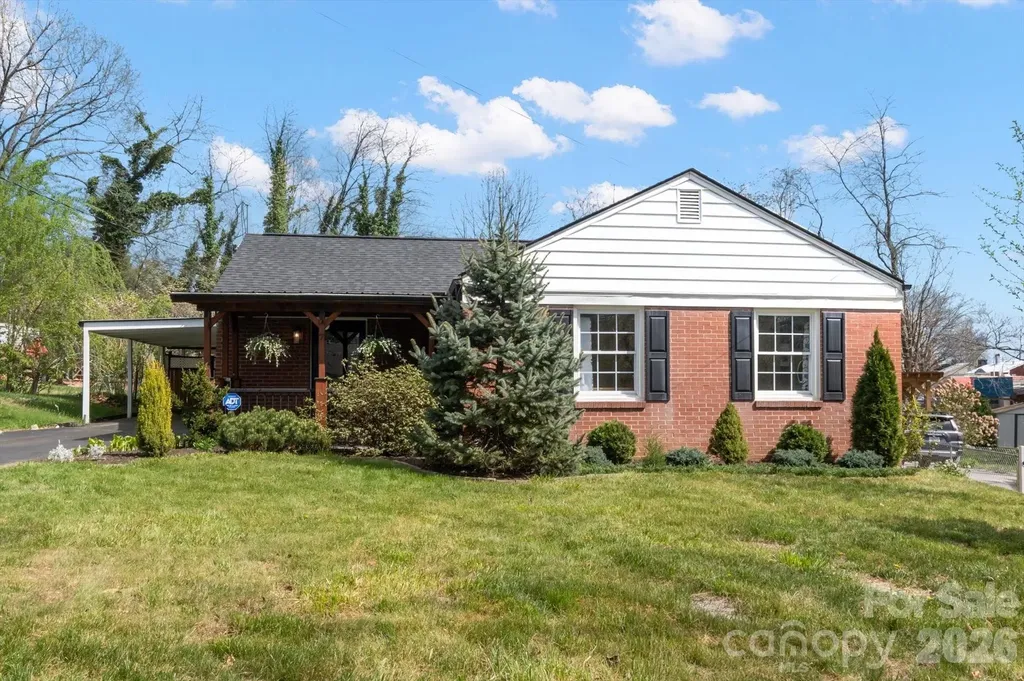 7 Wilshire Drive Asheville NC 28806