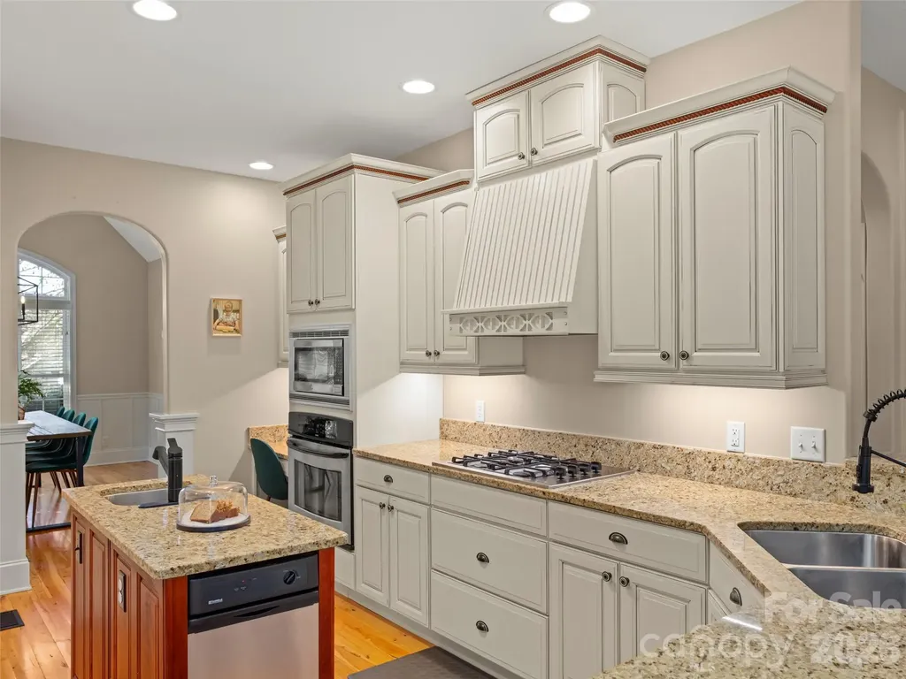 47 Ledgestone Drive Fairview NC 28730