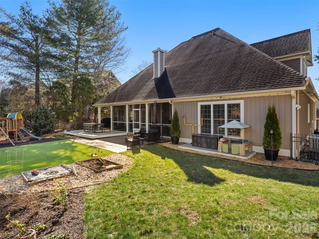 47 Ledgestone Drive Fairview NC 28730