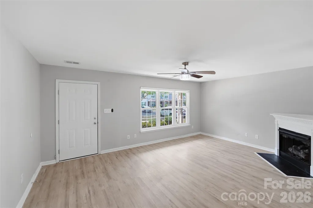 7709 Petrea Lane Charlotte NC 28227