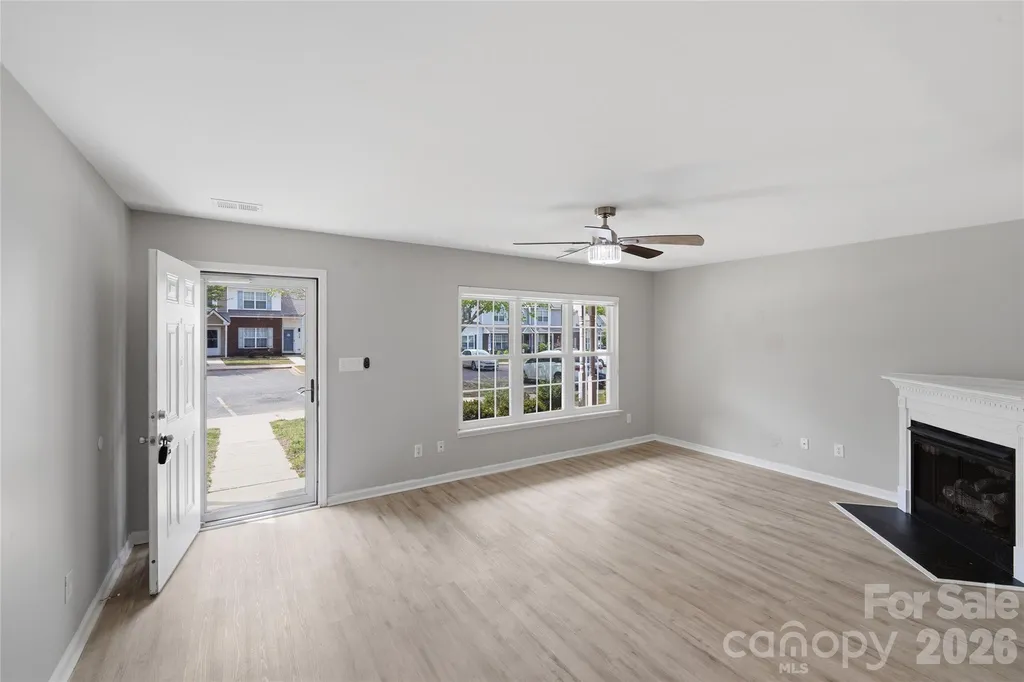 7709 Petrea Lane Charlotte NC 28227