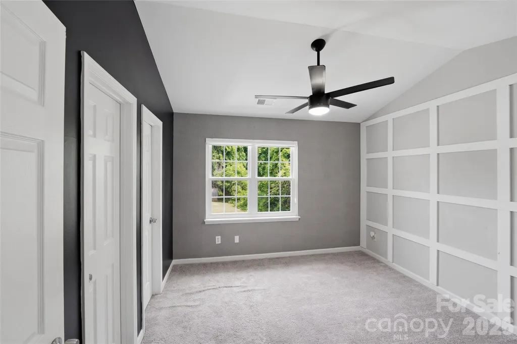 7709 Petrea Lane Charlotte NC 28227
