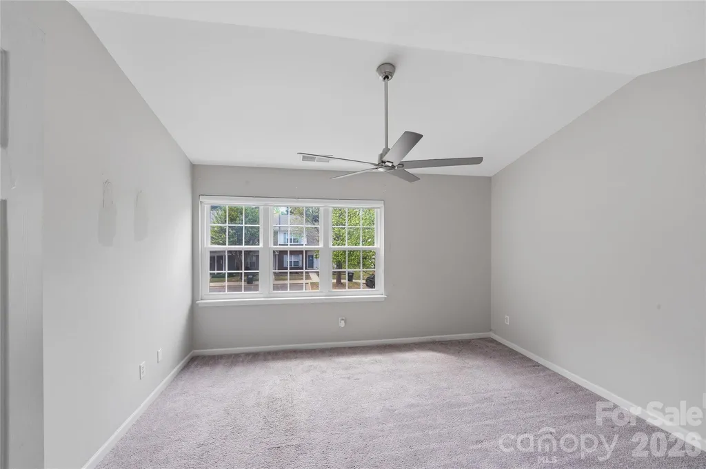 7709 Petrea Lane Charlotte NC 28227