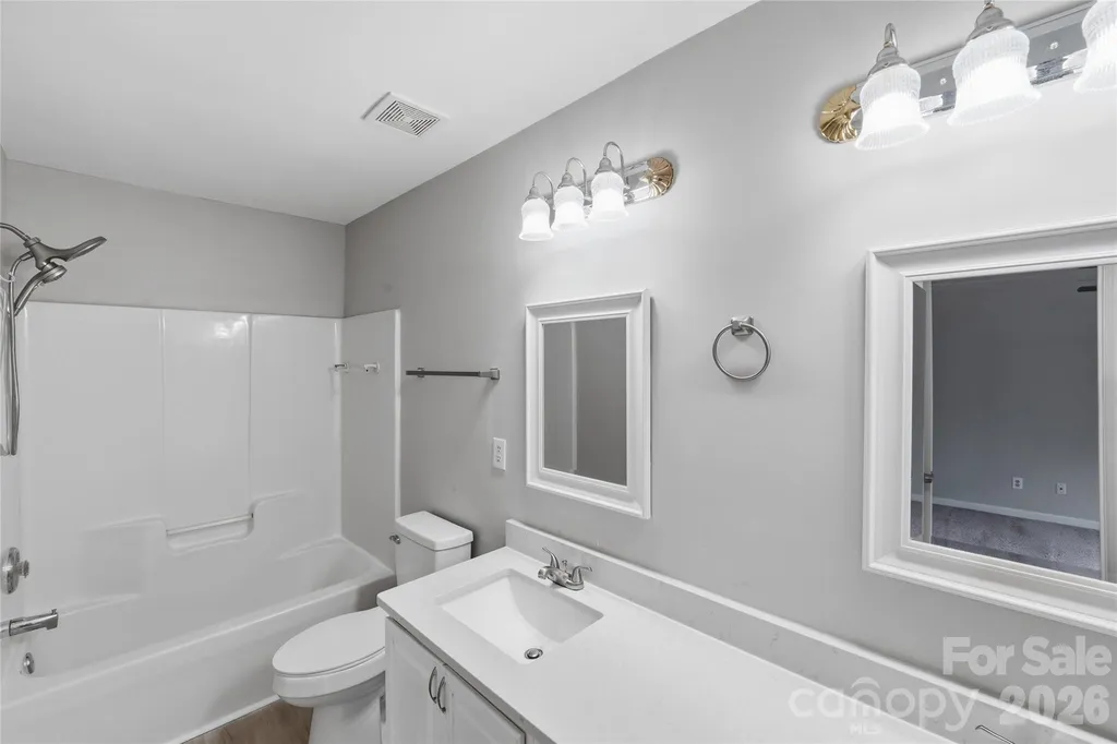 7709 Petrea Lane Charlotte NC 28227