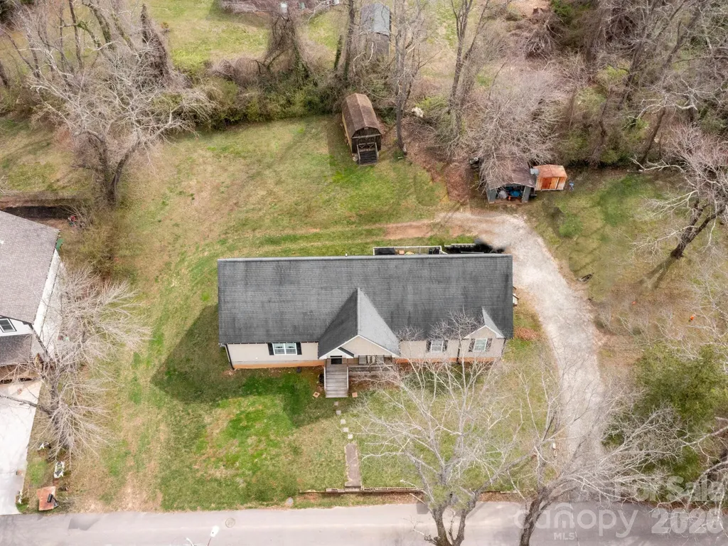 28 Chapel Park Road Asheville NC 28803