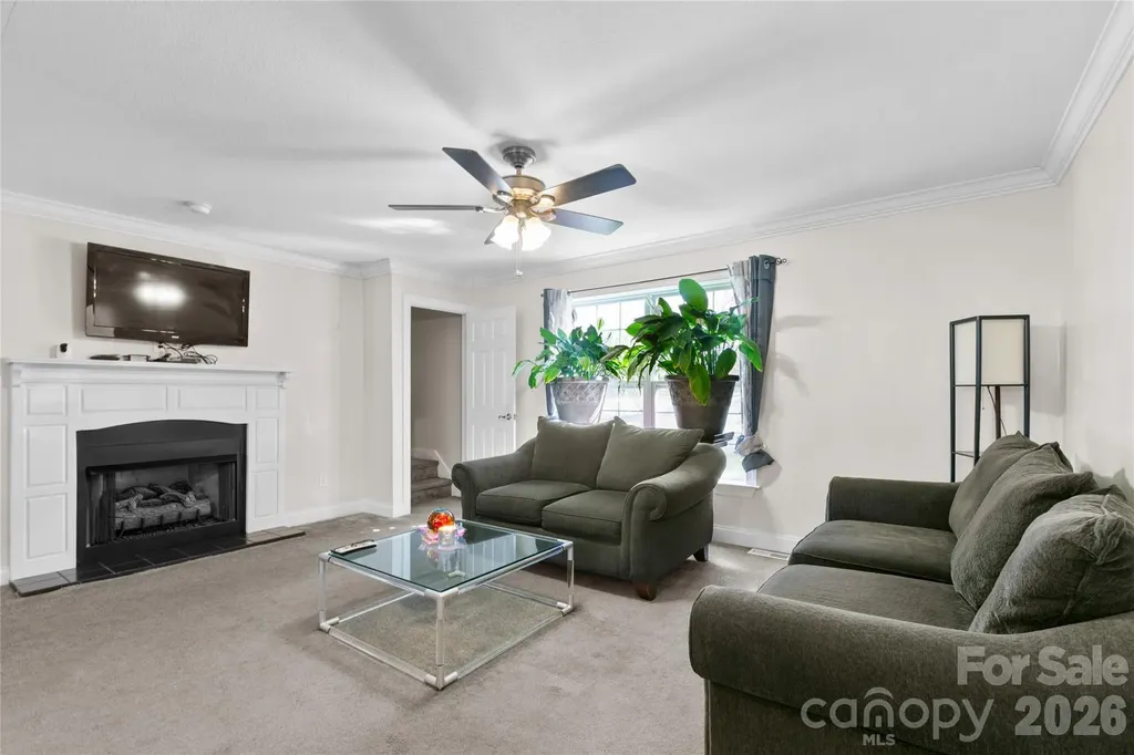 28 Chapel Park Road Asheville NC 28803