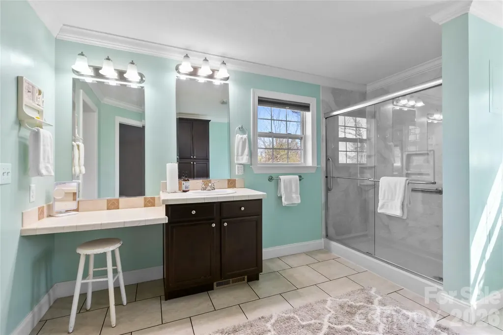 28 Chapel Park Road Asheville NC 28803