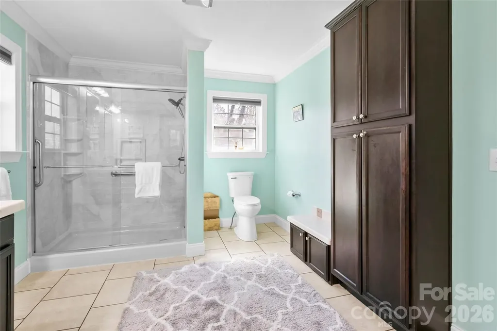 28 Chapel Park Road Asheville NC 28803
