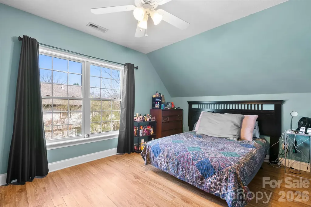28 Chapel Park Road Asheville NC 28803
