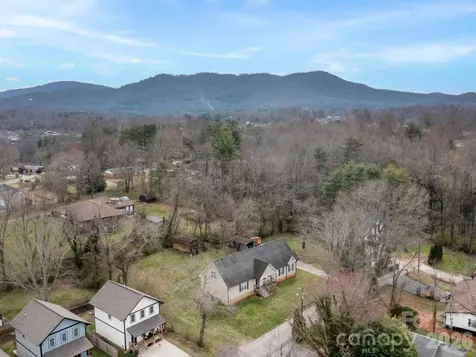 28 Chapel Park Road Asheville NC 28803