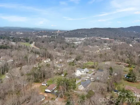 28 Chapel Park Road Asheville NC 28803