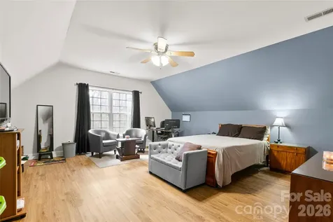 28 Chapel Park Road Asheville NC 28803