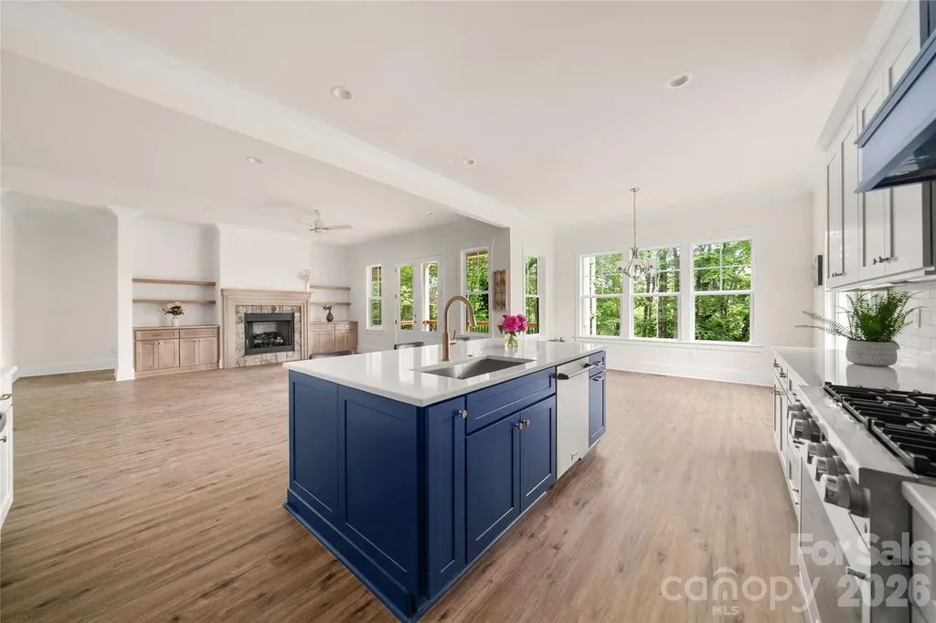 227 Northview Drive Hendersonville NC 28791