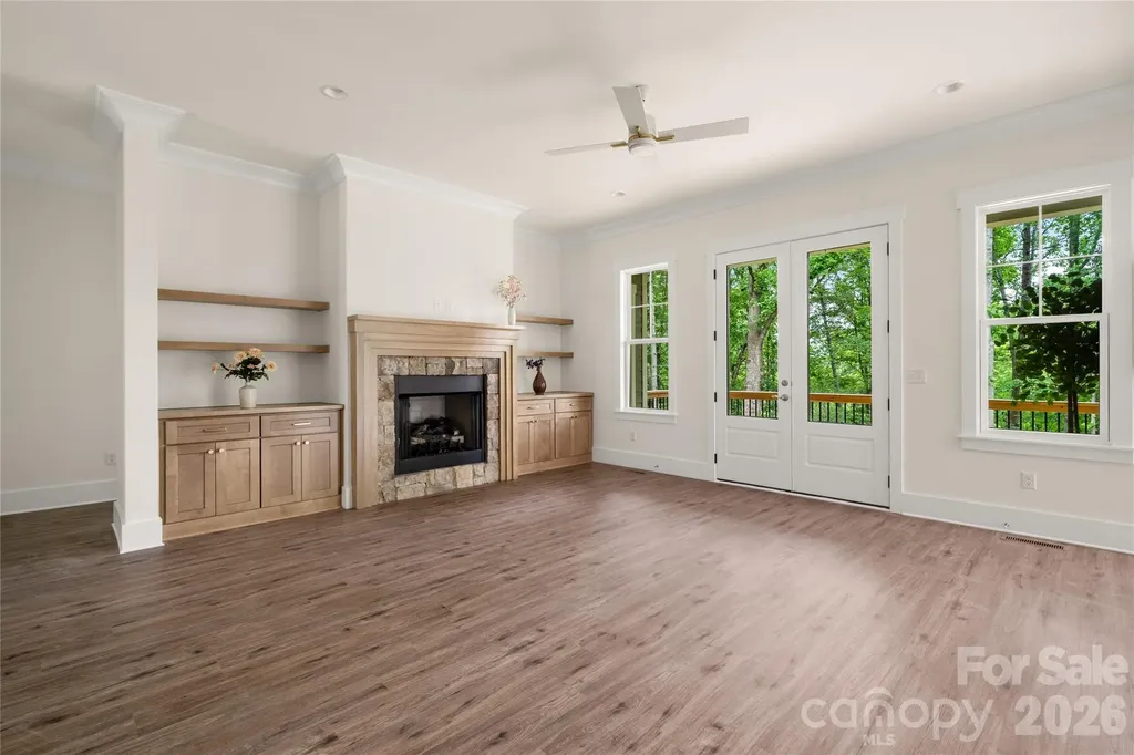 227 Northview Drive Hendersonville NC 28791