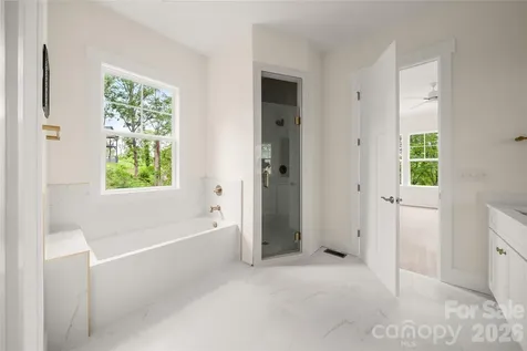 227 Northview Drive Hendersonville NC 28791