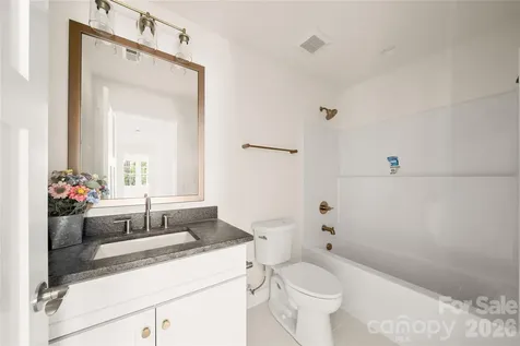 227 Northview Drive Hendersonville NC 28791