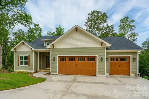 227 Northview Drive Hendersonville NC 28791