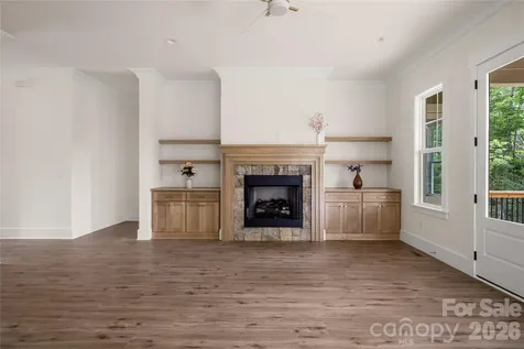 227 Northview Drive Hendersonville NC 28791