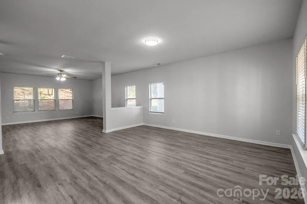 3308 Lemongrass Lane Charlotte NC 28214