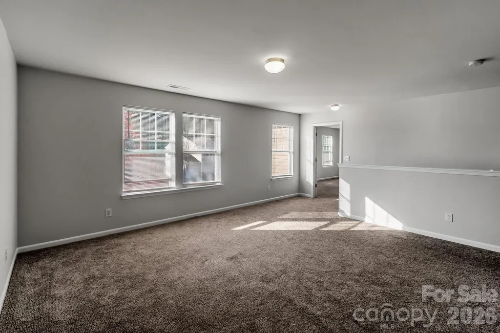 3308 Lemongrass Lane Charlotte NC 28214