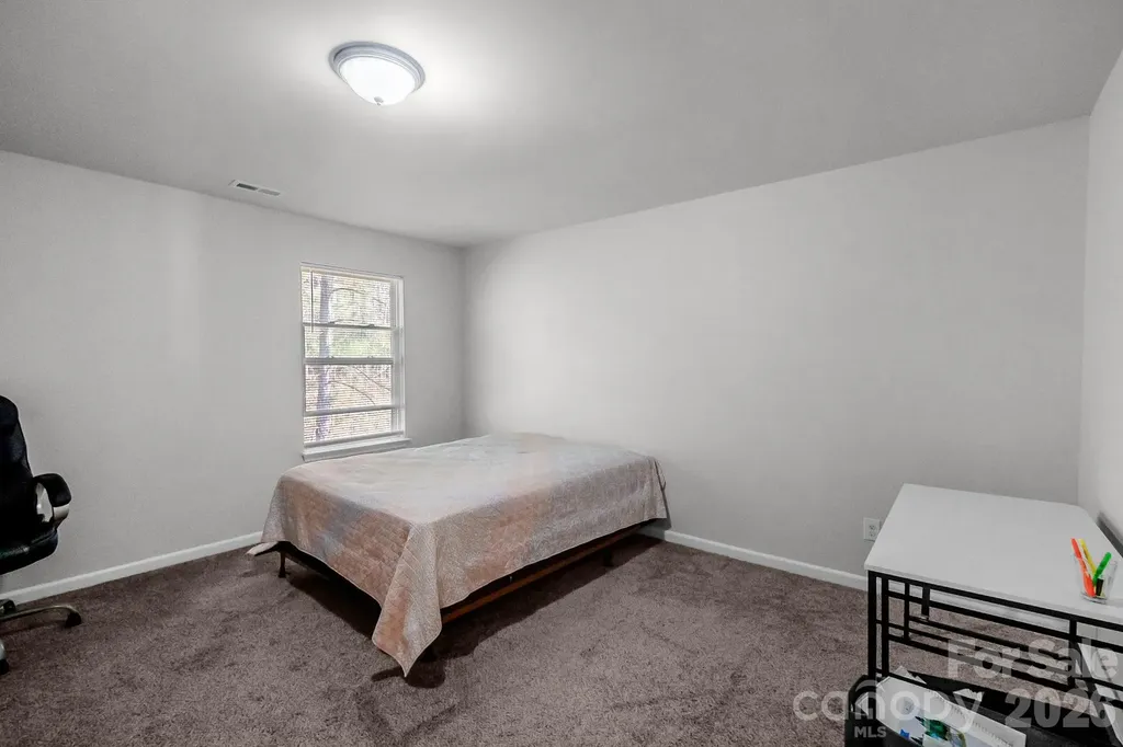 3308 Lemongrass Lane Charlotte NC 28214