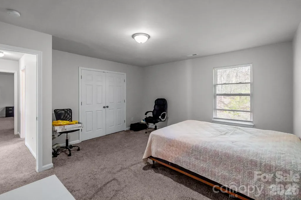 3308 Lemongrass Lane Charlotte NC 28214