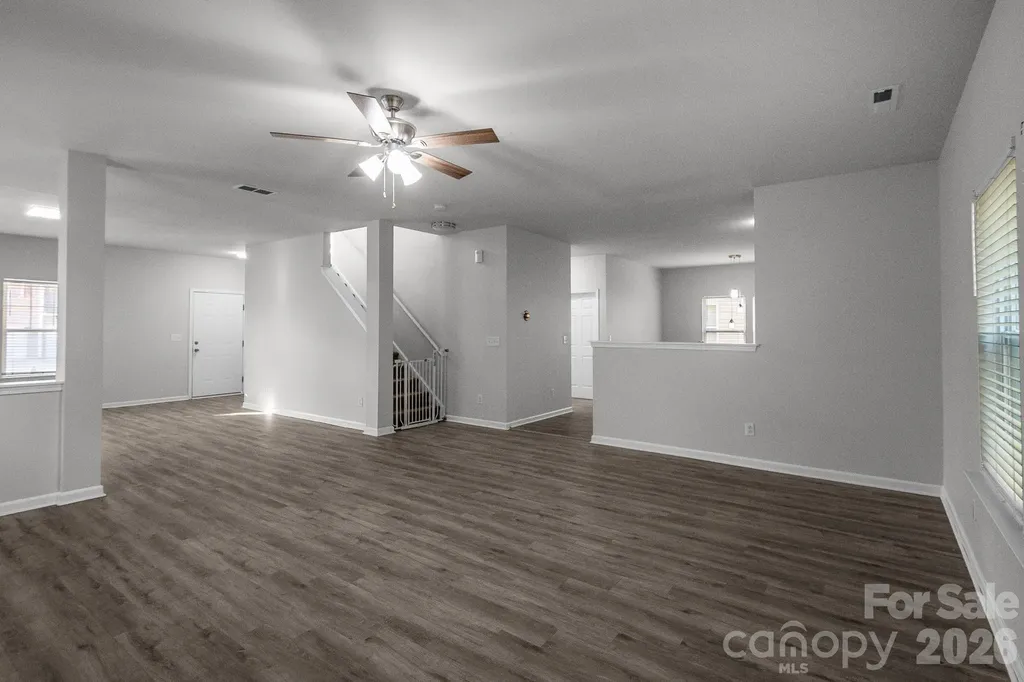 3308 Lemongrass Lane Charlotte NC 28214