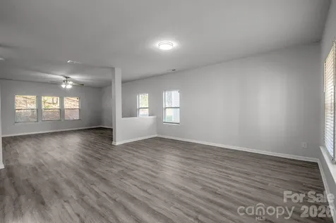 3308 Lemongrass Lane Charlotte NC 28214