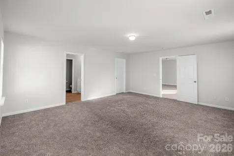 3308 Lemongrass Lane Charlotte NC 28214