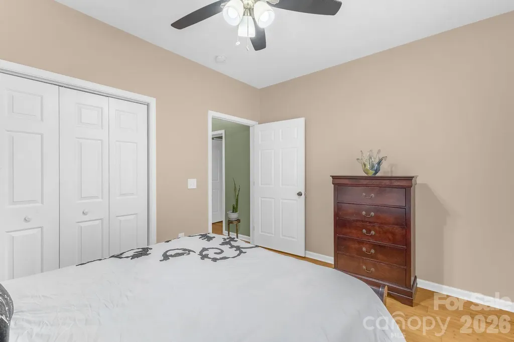 709 Villas Court Asheville NC 28806