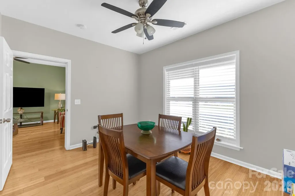 709 Villas Court Asheville NC 28806