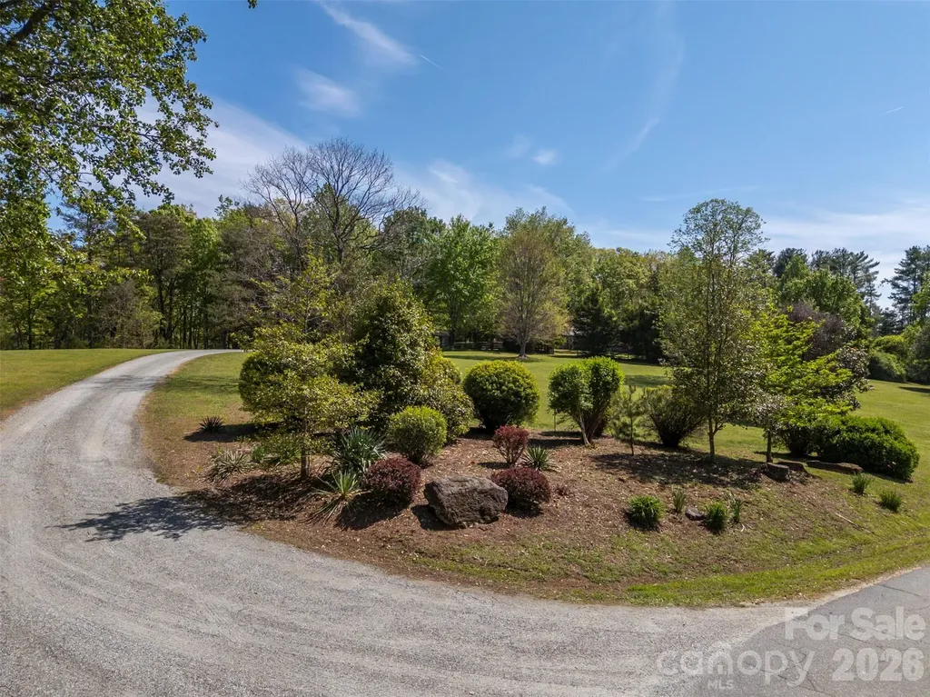 176 Fox Run Lane Tryon NC 28782