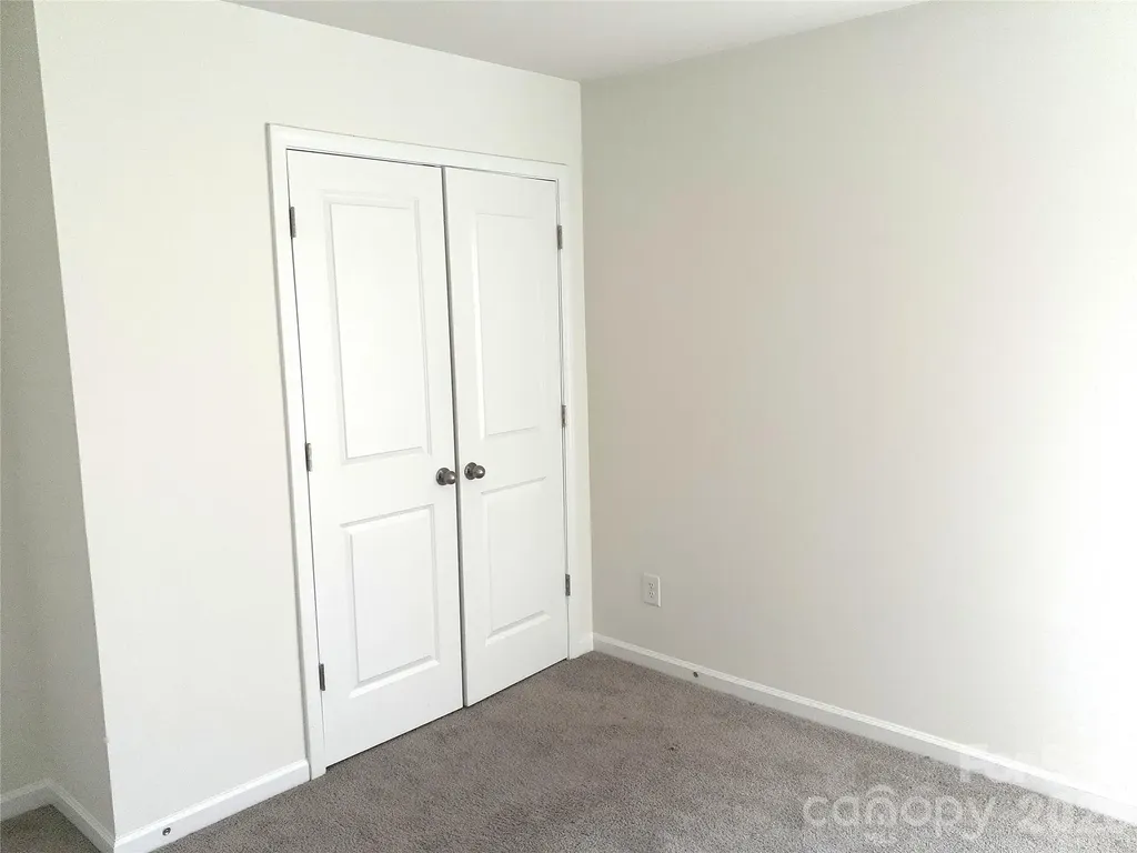 2019 Arapaho Drive Charlotte NC 28214
