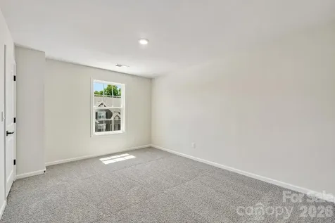 7147 Sylvan Retreat Drive Denver NC 28037
