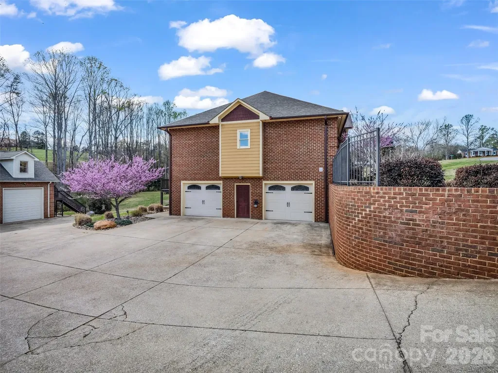 148 Fairway Drive Forest City NC 28043
