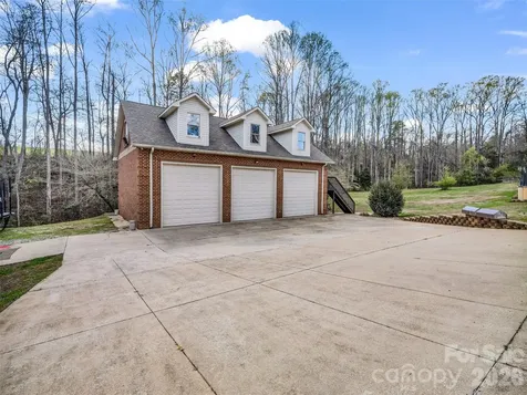 148 Fairway Drive Forest City NC 28043