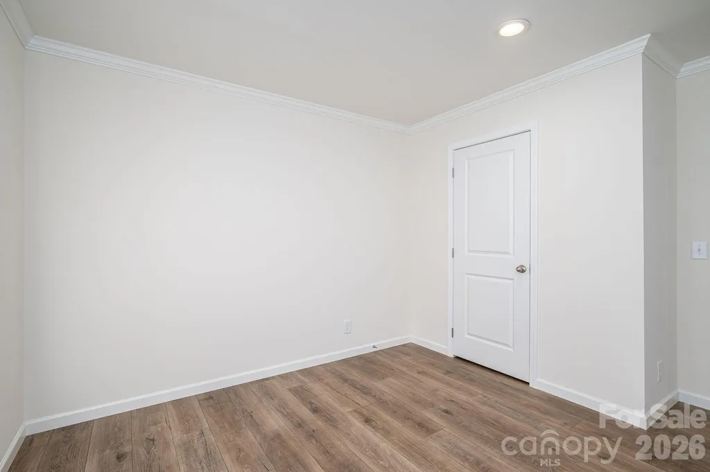 808 W Eagleview Lane Lawndale NC 28090