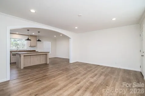 808 W Eagleview Lane Lawndale NC 28090