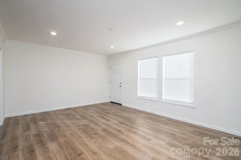 808 W Eagleview Lane Lawndale NC 28090