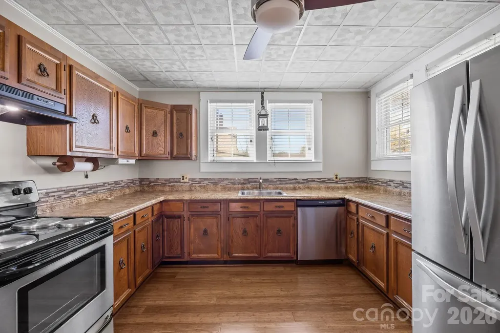414 S Spencer Avenue Spencer NC 28159