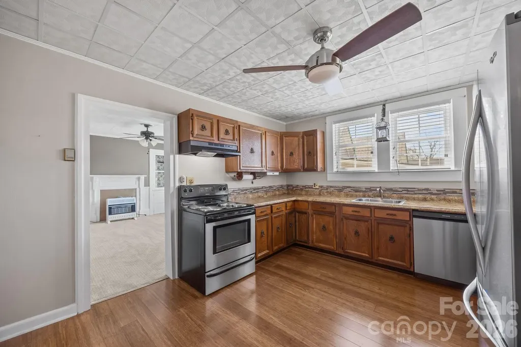 414 S Spencer Avenue Spencer NC 28159