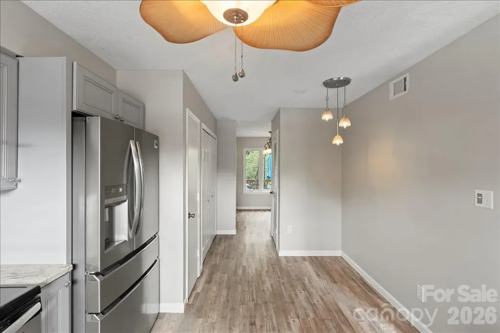 6610 Point Comfort Lane Charlotte NC 28226