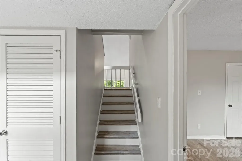 6610 Point Comfort Lane Charlotte NC 28226