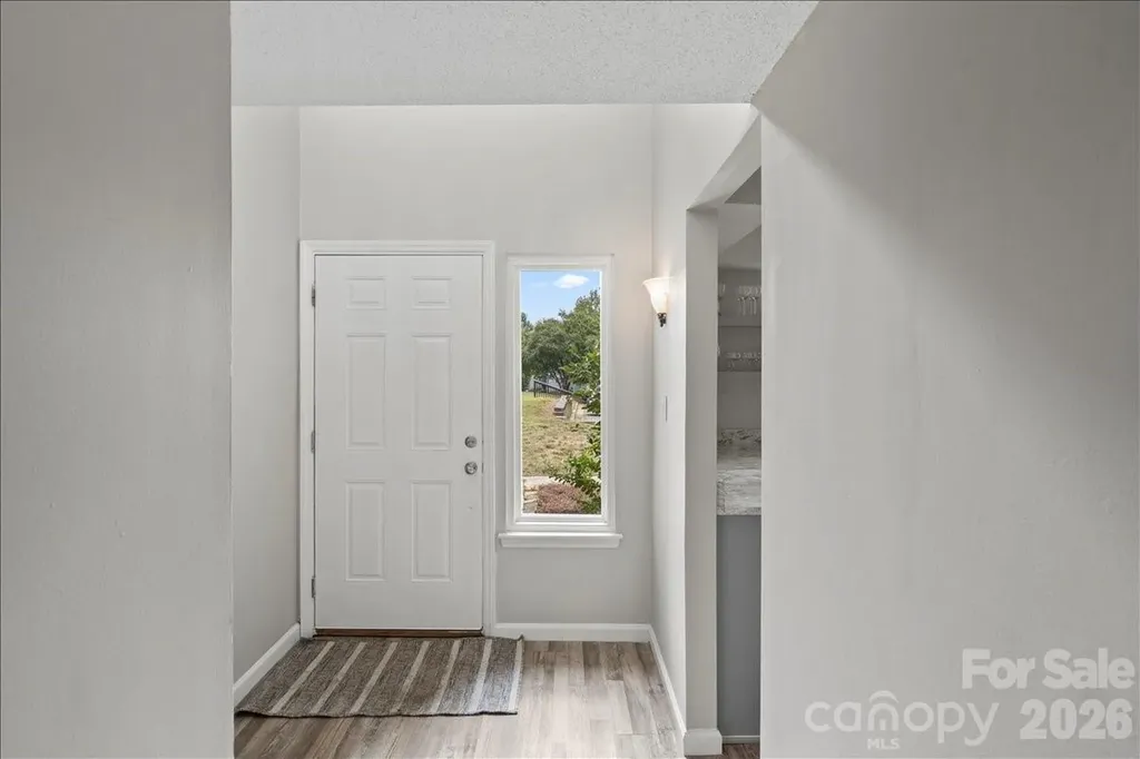 6610 Point Comfort Lane Charlotte NC 28226