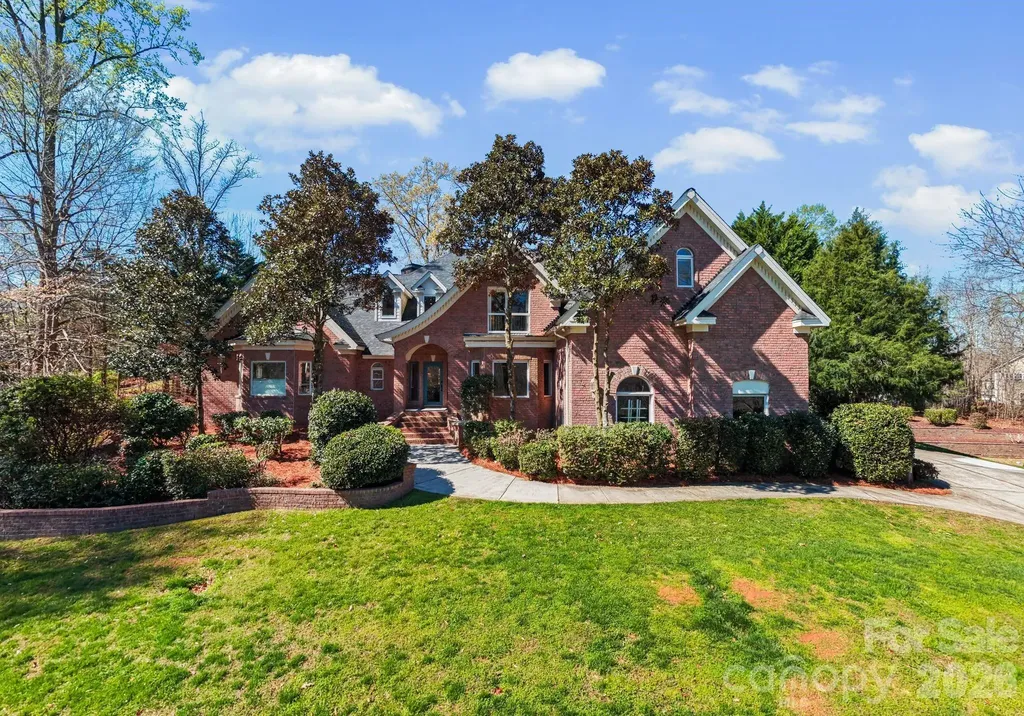 4916 Samuel Pinckney Drive Belmont NC 28012