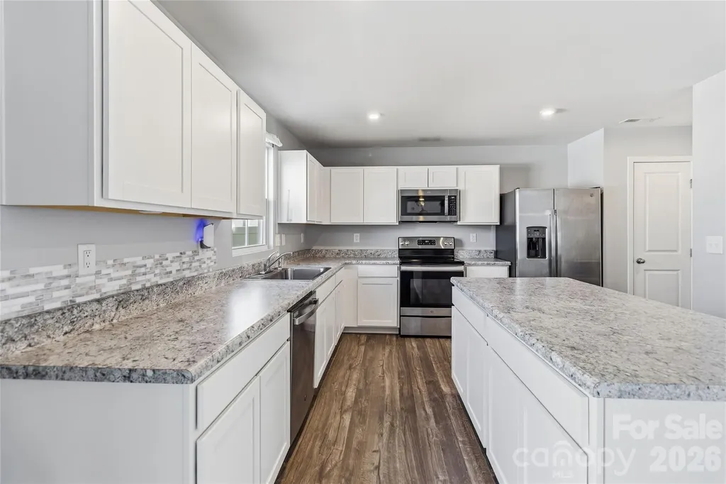 5127 Merwyn Avenue Charlotte NC 28215